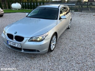 BMW Seria 5 525i