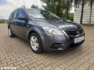 Kia Ceed 1.4 CVVT Dream-Team Edition