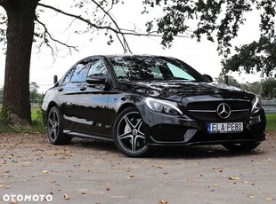 Mercedes-Benz Klasa C 250 d T 9G-TRONIC AMG Line