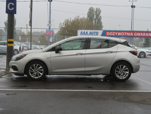 Opel Astra 2021 1.2 Turbo 109220km Hatchback