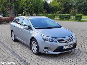 Toyota Avensis Combi 2.2 D-4D Automatik Business Edition