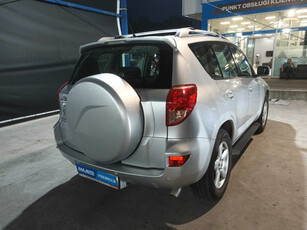 Toyota RAV4 2006 2.0 VVT