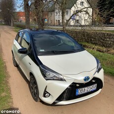 Toyota Yaris Hybrid 100 Selection Passion