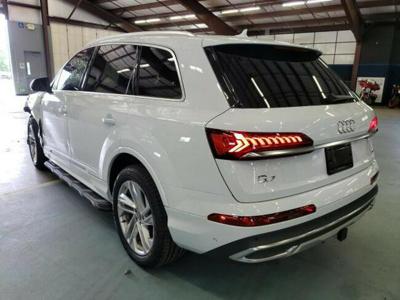 Audi Q7 2021, 3.0L, 4x4, od ubezpieczalni