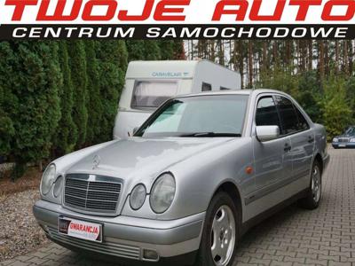 Mercedes Klasa E W210 Sedan 3.0 D 136KM 1996