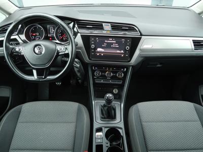 Volkswagen Touran 2016 1.6 TDI 247899km ABS