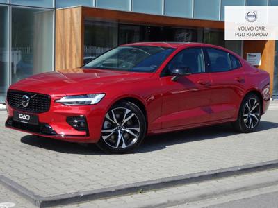 Volvo S60 III Sedan Facelifting 2.0 B5 250KM 2023