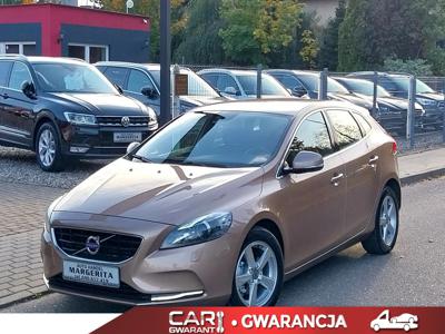 Volvo V40 II Cross Country D2 115KM 2015