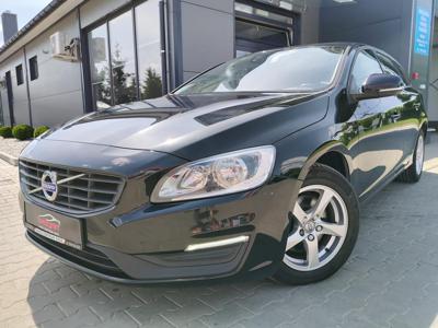 Używane Volvo V60 - 53 990 PLN, 215 000 km, 2017