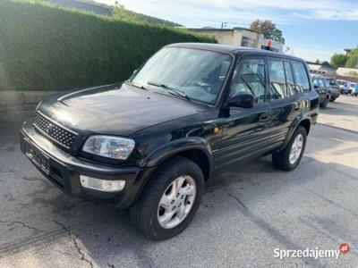 YOYOTA Rav4 95/00 wszystkie czesci bez malowania