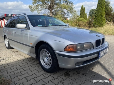 BMW Seria 5 e39 523i 170KM lpg długie opłaty