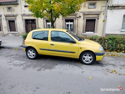 Clio Renault 2001 rok bdb stanie klima