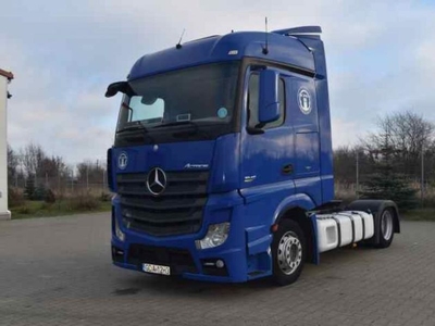 Mercedes-Benz Actros 1845