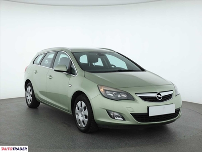 Opel Astra 1.6 113 KM 2011r. (Piaseczno)