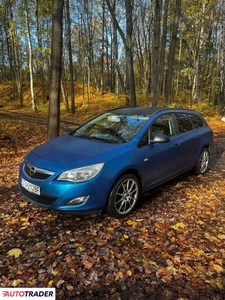 Opel Astra 1.7 diesel 110 KM 2012r.