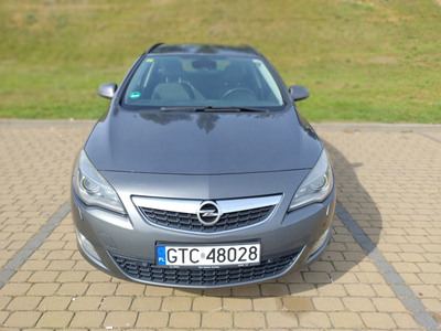 Opel Astra J 2.0 CDTI