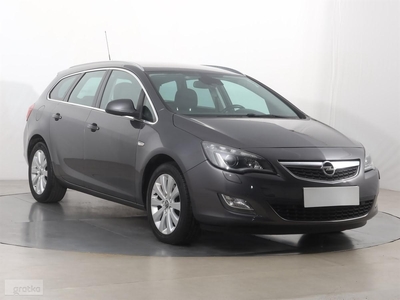 Opel Astra J , Xenon, Bi-Xenon, Klimatronic, Tempomat, Parktronic,