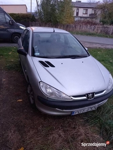 Peugeot 206 1.9 diesel pali jeździ ważny przegląd i OC