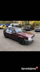 Sprzedam Opel Kadett 1.4 z gazem HAK