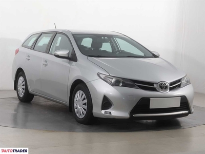 Toyota Auris 1.4 88 KM 2013r. (Piaseczno)