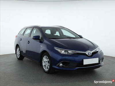 Toyota Auris Hybrid