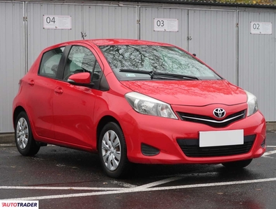 Toyota Yaris 1.0 68 KM 2012r. (Piaseczno)