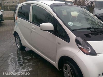 Używane Mitsubishi i-MiEV AUTOMAT , 67 KM , EKONOMICZNY , uszkodzony