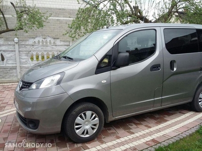 Używane Nissan NV200 KLIMA , HAK , PRZYCIEMNIANE SZYBY