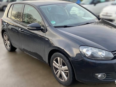 Volkswagen Golf VI 1.6 TDI KLIMA, PODGRZ. SIEDZENIA