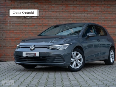 Volkswagen Golf VIII 1.5 TSI 129KM Life ASO Bezwypadkowy 1.5 TSI 129KM Life ASO Bezwypadk