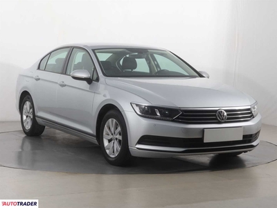 Volkswagen Passat 2.0 147 KM 2017r. (Piaseczno)