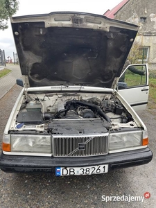 Volvo 940 sedan w 2.4 dieslu szykowany pod klasyka