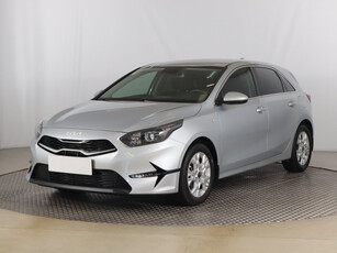 Kia Ceed 2022 1.5 T