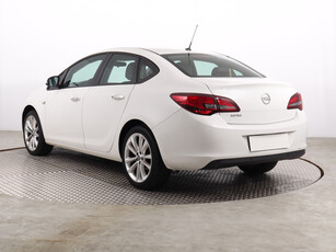 Opel Astra 2017 1.6 16V 110007km Sedan