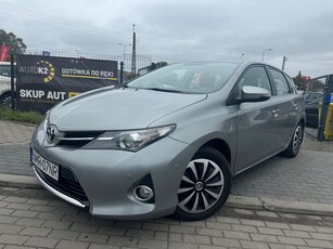 Używany Toyota Auris 2013