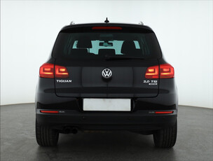 Volkswagen Tiguan 2012 2.0 TSI 143915km SUV