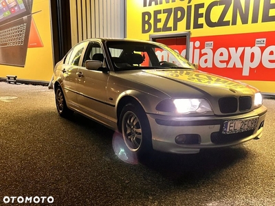 BMW Seria 3 320i