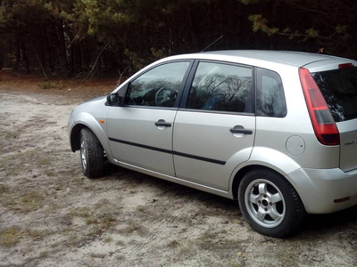 Ford fiesta 1.4 tdci 2004 rok