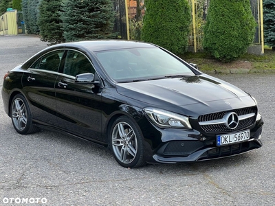 Mercedes-Benz CLA 220 4-Matic AMG Line