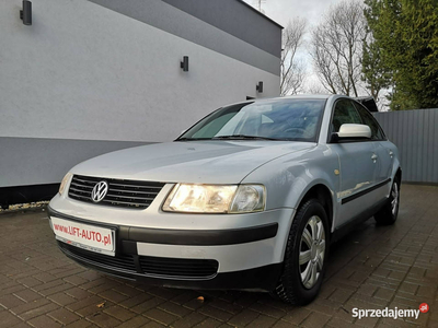 Volkswagen Passat 1.6 MPI 102KM # Klimatronik # Tempomat # …