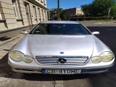 Używane Mercedes-Benz Klasa C - 7 000 PLN, 332 300 km, 2001