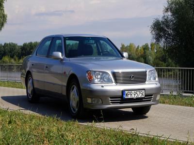 Używane Lexus LS - 55 500 PLN, 261 139 km, 1998