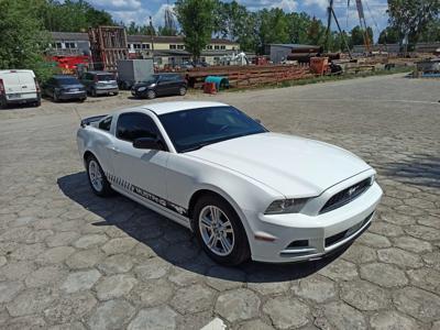 Używane Ford Mustang - 63 000 PLN, 179 000 km, 2013