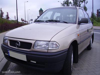 Używane Opel Astra F (1991-2002) z 1996 r. Klasyka w najlepszym wydaniu.