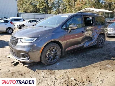 Chrysler Pacifica 3.0 benzyna 2021r. (AUSTELL)