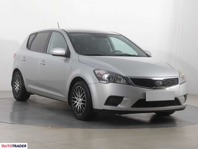 Kia Ceed 1.4 88 KM 2010r. (Piaseczno)