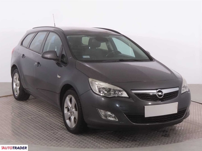 Opel Astra 1.7 108 KM 2010r. (Piaseczno)