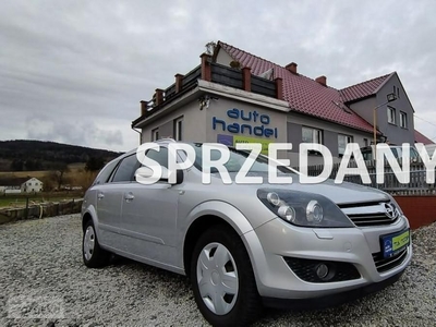 Opel Astra H 1,6 benzyna