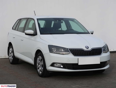 Skoda Fabia 1.2 88 KM 2015r. (Piaseczno)