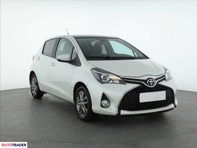 Toyota Yaris 1.3 97 KM 2014r. (Piaseczno)